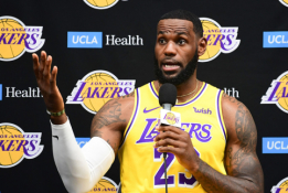 L.Jamesas prakalbo apie didžiausius NBA tarpsezonio laimėtojus