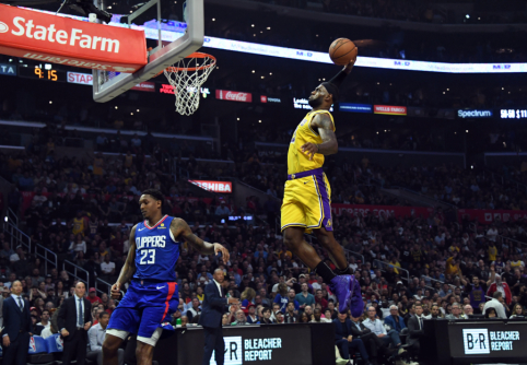 Pamatykite: geriausi L.Jameso dėjimai „Lakers“ gretose
