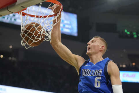 „Bucks“ žygį nutraukė K.Porzingis ir „Mavs“