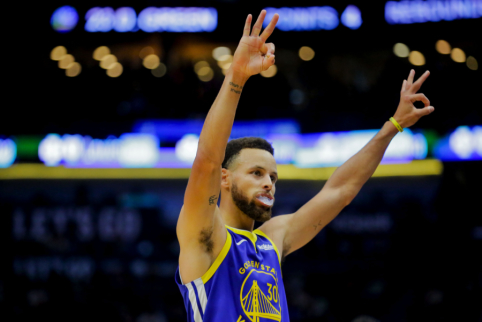 S. Curry nori, kad „Warriors“ ekipa vėl kovotų dėl čempionės titulo