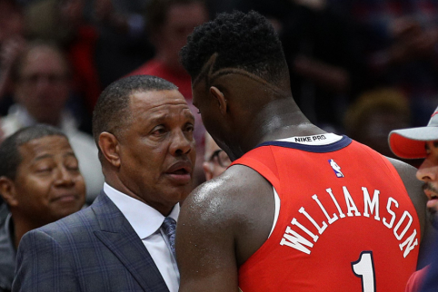 „Pelicans“ treneris supyko: turime labiau „maitinti“ kamuoliais Z.Williamsoną