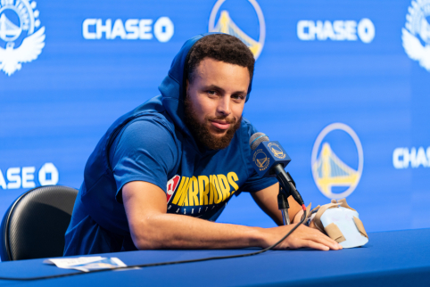 S. Curry pasirašys beprotiškos vertės kontraktą su „Under Armour“