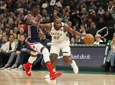 „Bucks“ ir be lygos MVP įveikė „Wizards“ ekipą