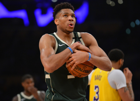 „Knicks“ nusitaikė į G. Antetokounmpo