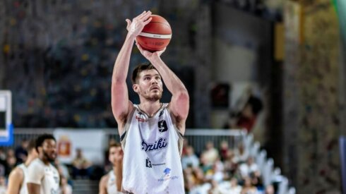 „Juventus“ priekinę liniją sustiprino J.Fulkersonas
