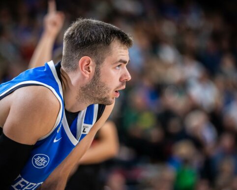 D. Tarolis nepraranda kovinės dvasios: „Turime išgyventi ir nepasiduoti“