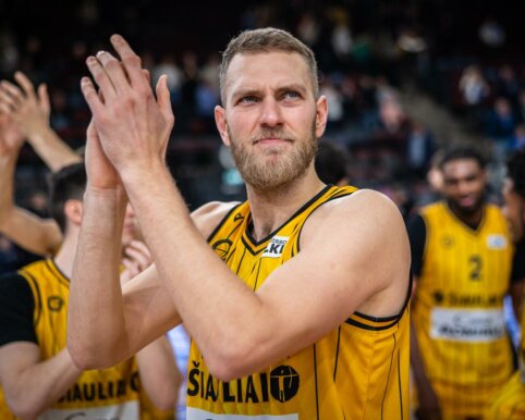 S.S. Vene: &bdquo;Kai atsakau lietuvi&scaron;kai, pamatau dideles akis&ldquo;