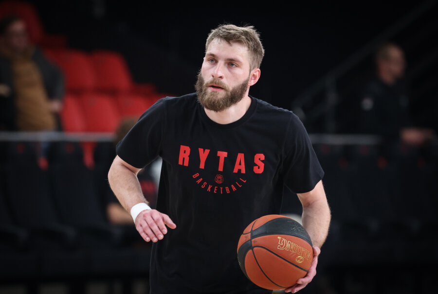 „Rytas“ dar vienam sezonui išlaikė G. Radzevičių