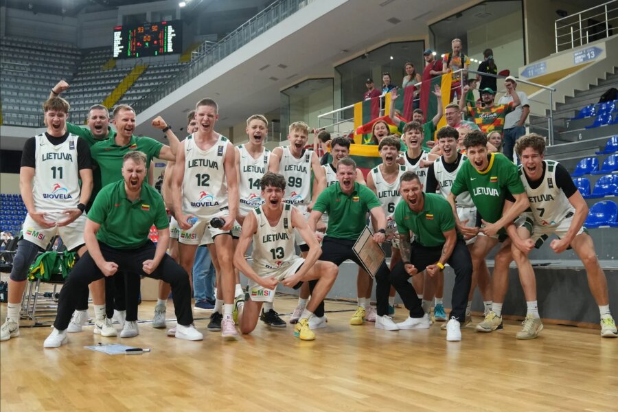 Lietuvos krep&scaron;inio metai: istoriniais pasiekimais ir medaliais spindinti jaunimo rinktinių vasara